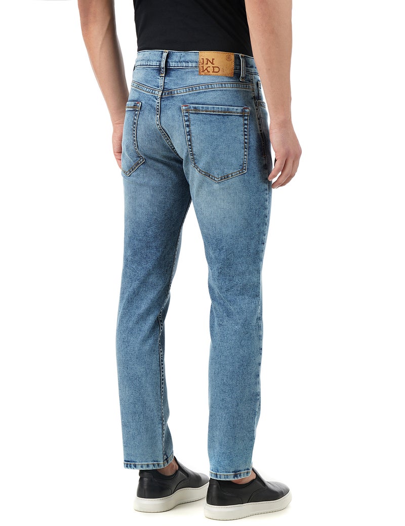 inkd جينز رجالي عادي - متوسط الارتفاع | مزيج القطن | الوزن الخفيف | قماش قابل للتمدد | غرزة التباين | تصميم كلاسيك 5 بوكيتيب | جينز للرجال - Image 3